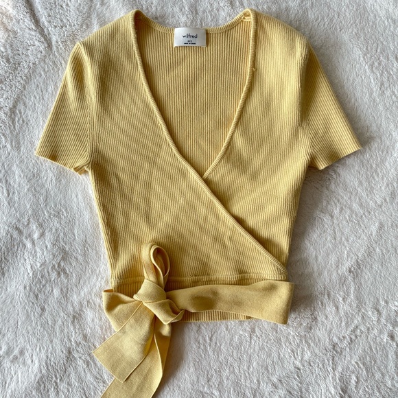 Summer clothing for sale - Picture 1 of 8